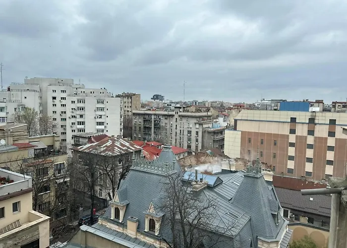 Deluxe Center * Bucarest